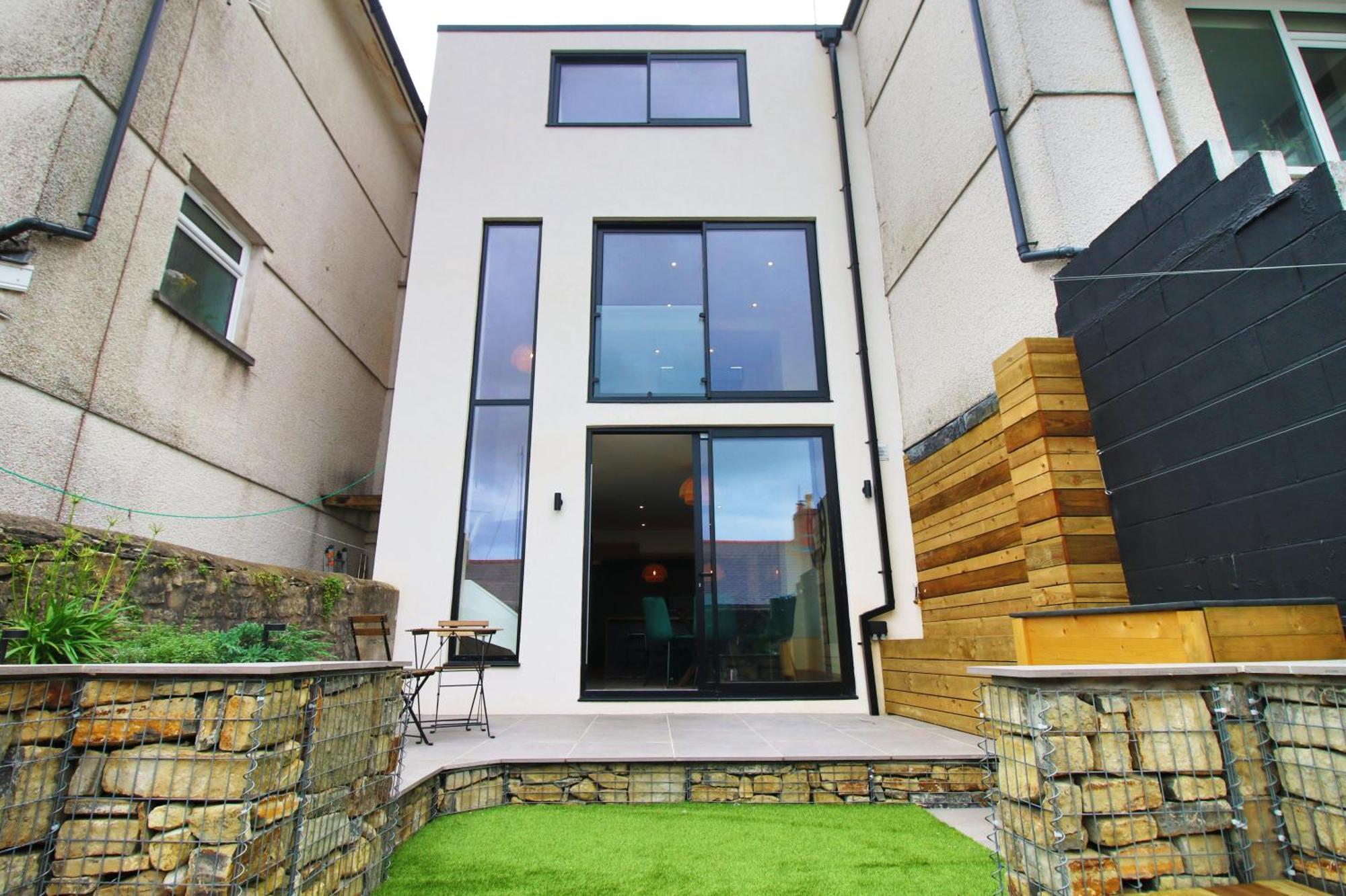 Luxury 4 Bedroom 4 Ensuite Home In Penarth คาร์ดิฟฟ์ ภายนอก รูปภาพ
